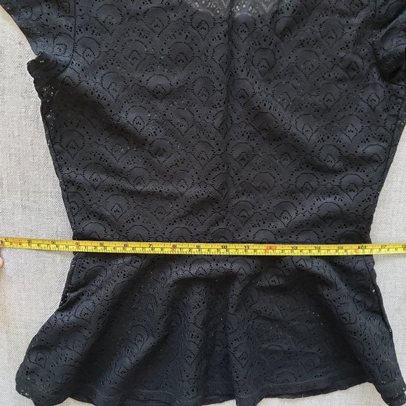 Black Peplum Top with Art Deco pattern - Picture 3 of 4